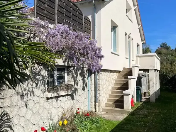 Maison 4 pièces 107 m² à vendre à Meriel (95630)