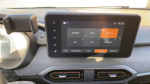 Dacia Jogger 1.6 140 Hybrid EDC - Extreme – 2023 – 44112 km – Hybride essence – Boîte Automatique — photo 16