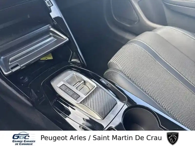 Peugeot 208 hybrid 136 e-dcs6 — photo 26