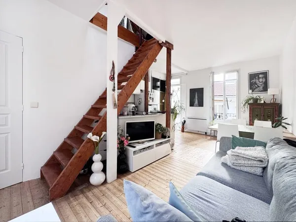 BAS MONTREUIL - ROBESPIERRE - T2 - DUPLEX