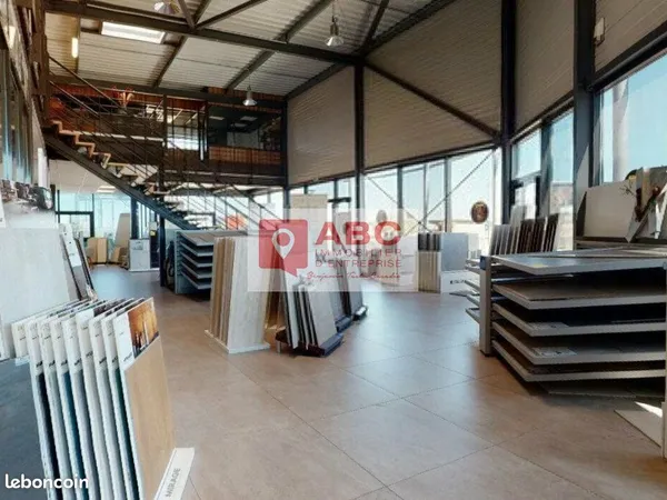 LOCAL D'ACTIVITE 773 m² FABREGUES