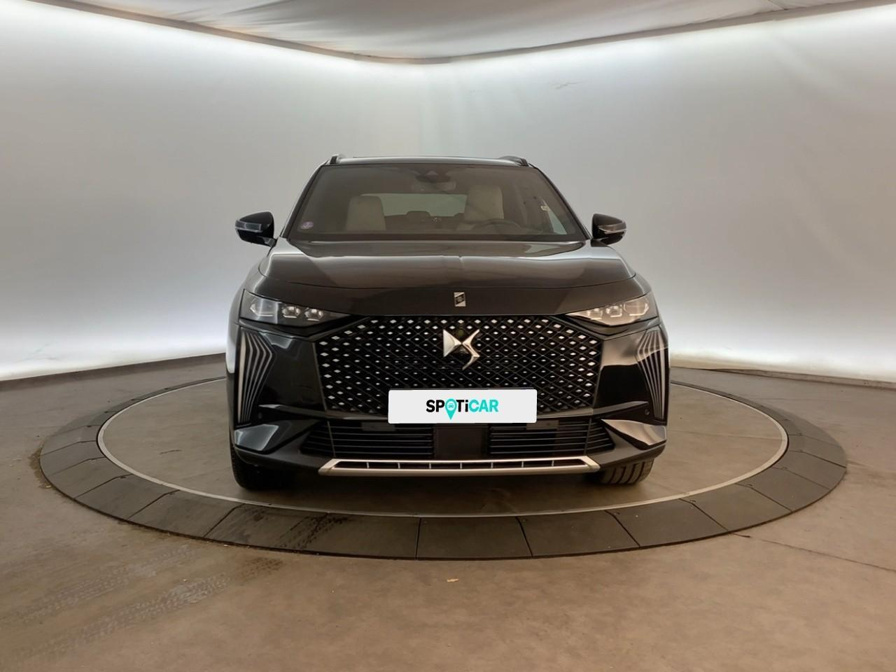 Ds Ds 7 crossback hybride rechargeable e-tense 300 eat8 4x4 etoile — photo 2