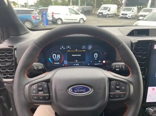 Ford Ranger pick-up 3.0 ecoblue v6 240ch stop&amp;start super cab wildtrak 4x4 e-4wd bva10 — photo 28