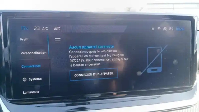 Peugeot 2008 hybrid 136 e-dcs6 — photo 65