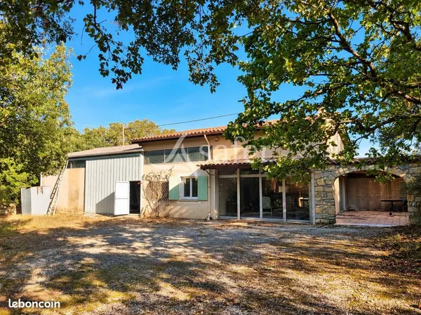 Maison avec terrain 120 m² Uzès