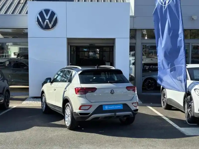 Volkswagen T-Roc 1.5 tsi evo 150ch style dsg7 — photo 18