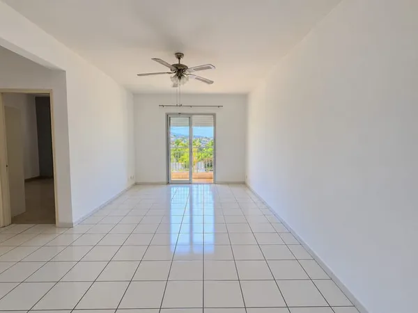 APPARTEMENT A LOUER T2 SAINT-PIERRE CENTRE-VILLE
