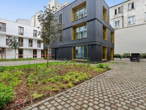 Local commercial 101 m²