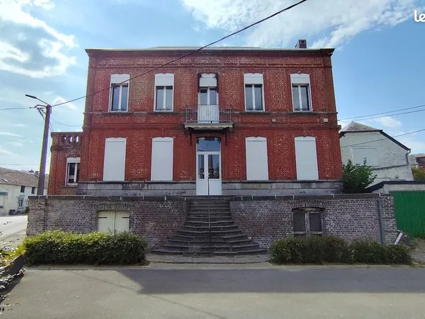 Maison 12 pièces 200 m²