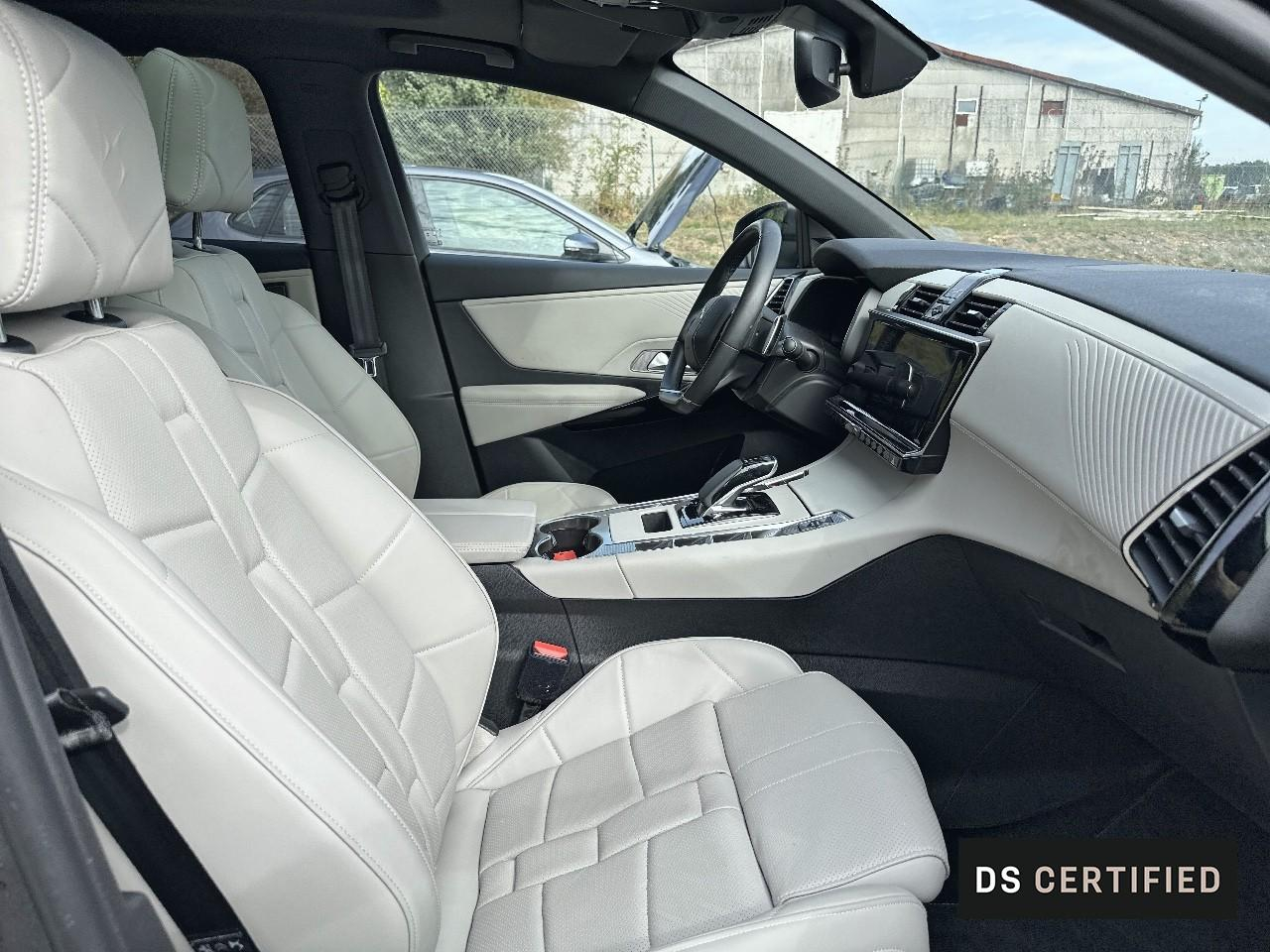 Ds Ds 7 crossback hybride rechargeable e-tense 300 eat8 4x4 opera — photo 6
