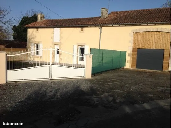 Maison 100 m² à Pouillé