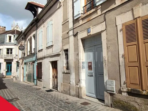 Studio 1 pièce 13 m²