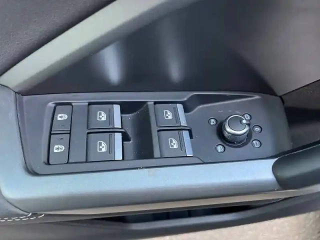 Audi Q3 35 tfsi 150 ch s tronic 7 — photo 53