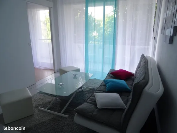 LOCATION MEUBLEE APPT T2 - 30m2 - CUGNAUX (Résidence Le Domaine de Diane)