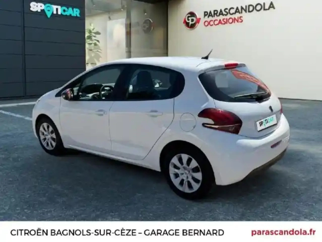 Peugeot 208 1.2 puretech 68ch e6.c like 5p — photo 7