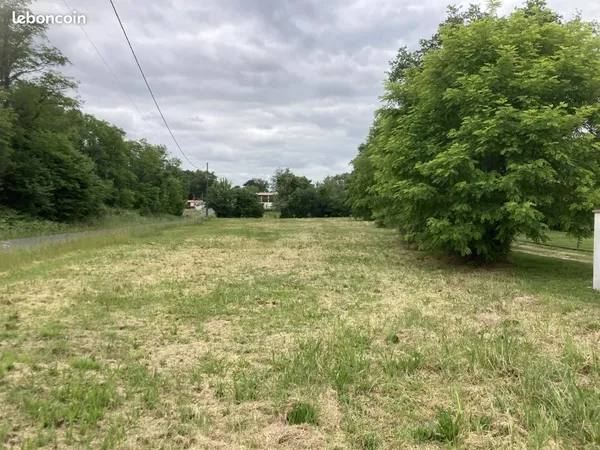 Terrain 1 500 m² Jonzac