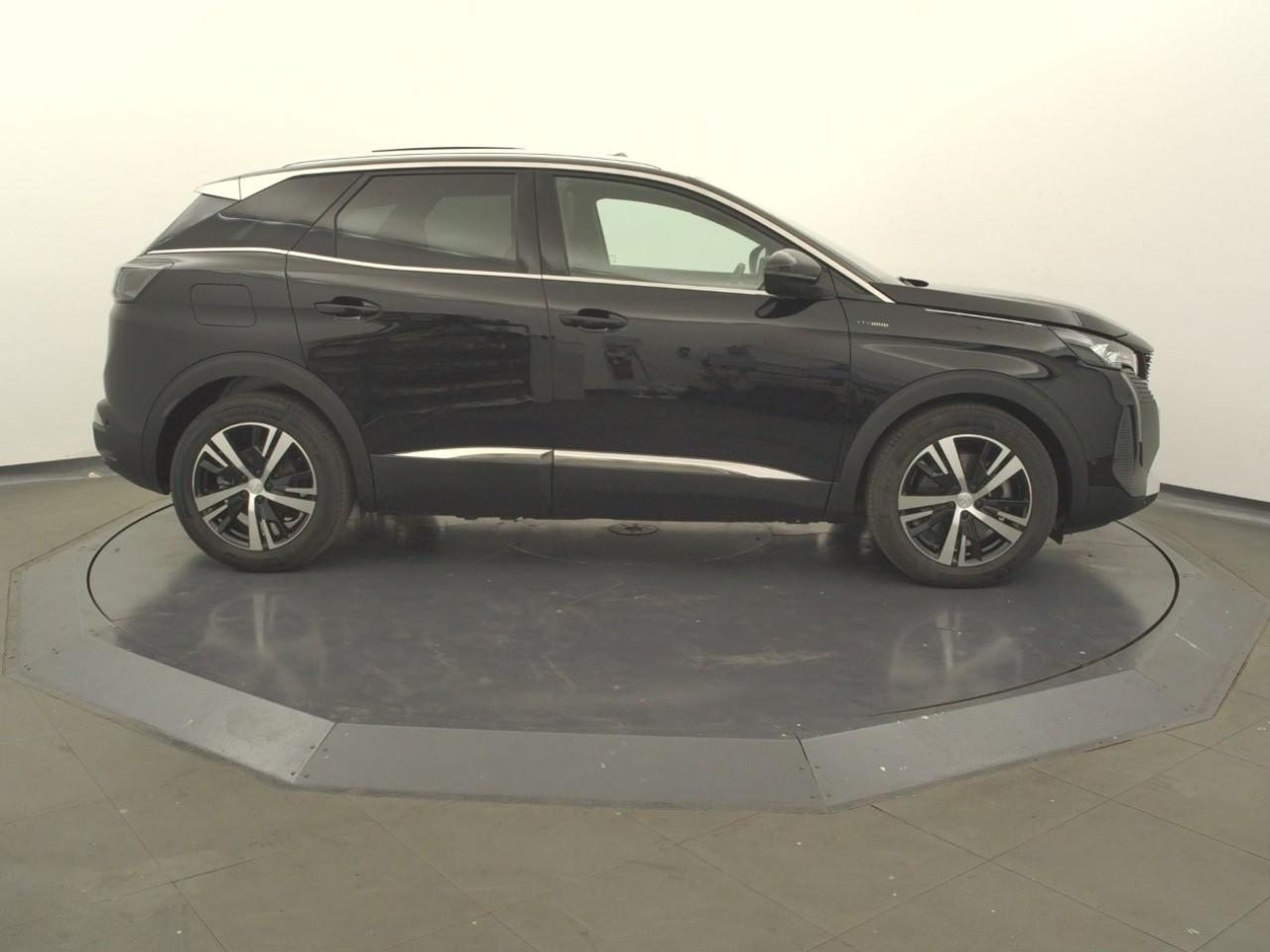 Peugeot 3008 hybrid 225 e-eat8 gt — photo 4