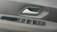 Dacia Sandero 1.0 TCe 90ch Expression CVT — photo 18