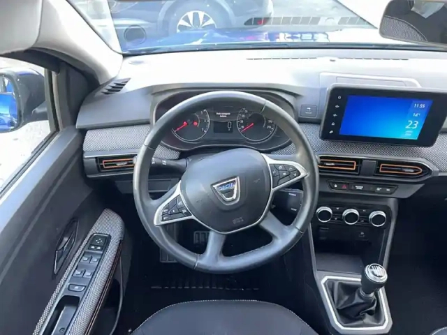Dacia Sandero tce 90 - 22 — photo 9