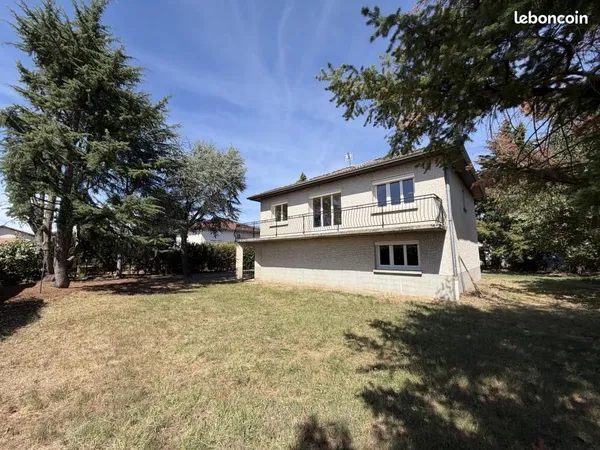 Maison 6 pièces 138 m²