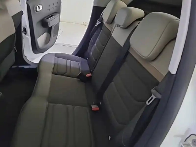 Citroën C3 puretech 110 s&amp;s eat6 — photo 12