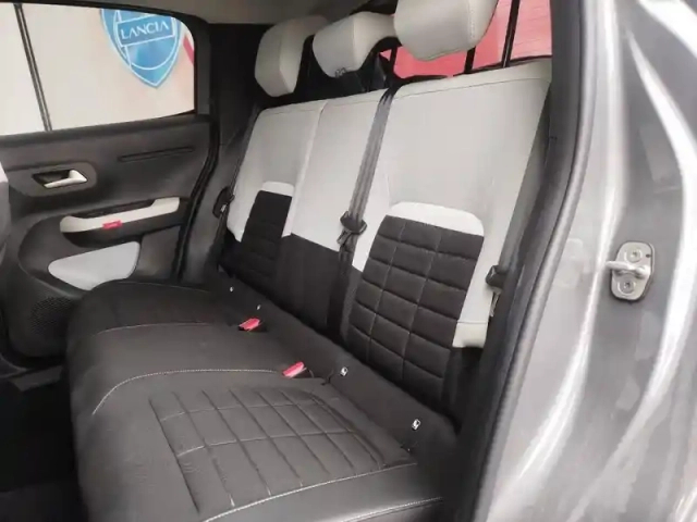 Citroën C3 1.2 turbo 100ch max — photo 12