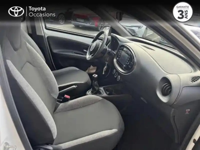 Toyota Aygo X 1.0 vvt-i 72ch dynamic my23 — photo 6