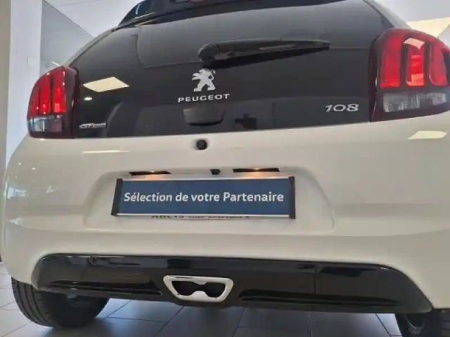 Peugeot 108 vti 72 gt line s&amp;s 85g 5p — photo 11