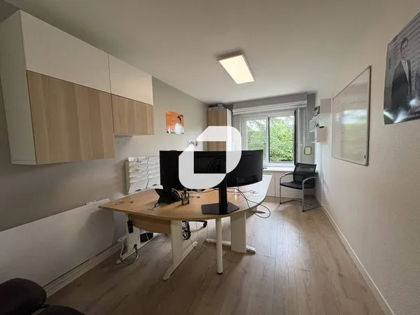 Bureaux 113 m²
