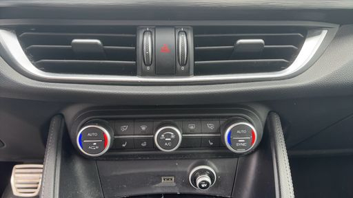 Alfa Romeo Stelvio 2.2 190 EAT8 - Executive – 2018 – 136264 km – Diesel – Boîte Automatique — photo 45