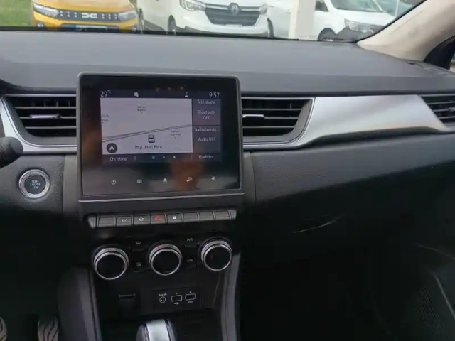 Renault Captur e-tech plug-in 160 - 21 — photo 19