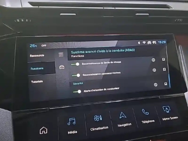 Peugeot 308 puretech 130ch s&amp;s eat8 — photo 26