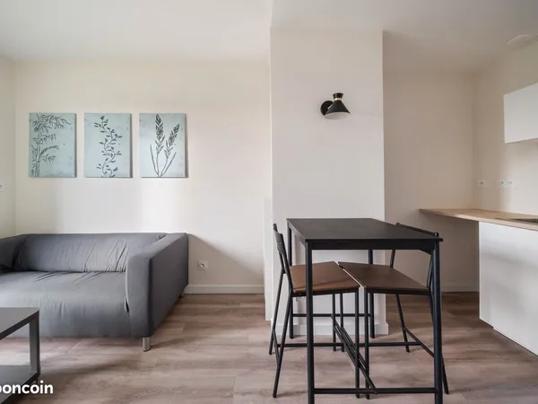 T2 meublé rénové + parking - 2 min de Lons - 3 logements disponibles