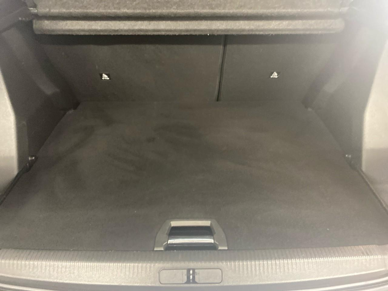 Peugeot 2008 puretech 100 s&s bvm6 style — photo 14
