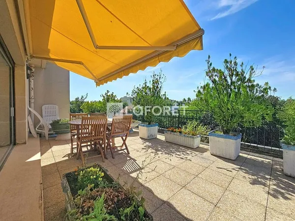 Appartement 6 pièces 120 m²