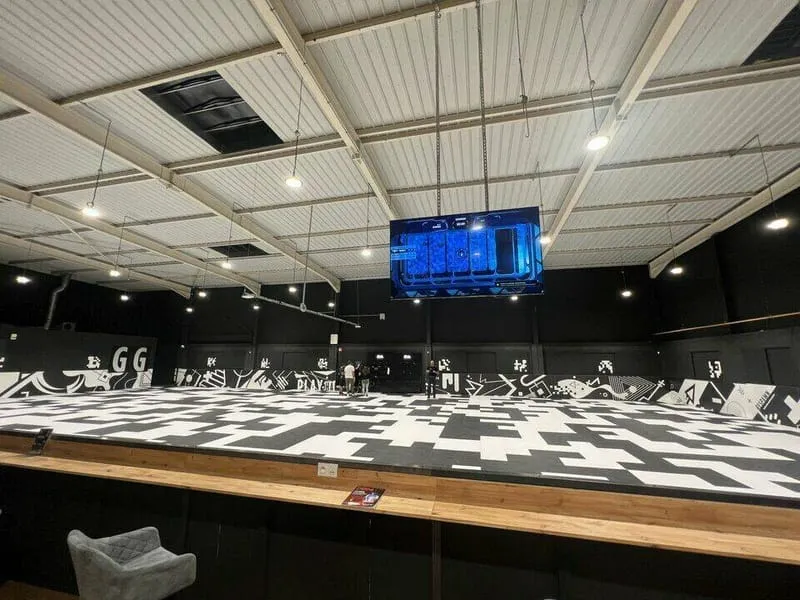 Photo 3