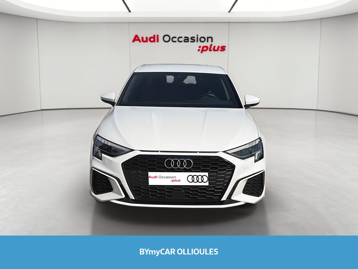 Audi A3 Sportback 40 TFSIe 204 S tronic 6 — photo 8