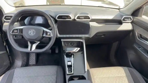 Mg Zs 1.5 l hybrid+ 197 ch