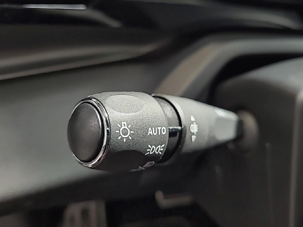 Peugeot 308 puretech 130ch s&s eat8 gt — photo 24