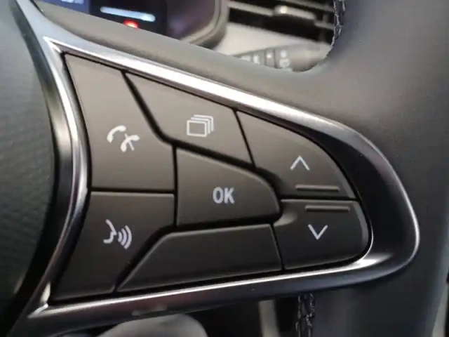 Renault Clio blue dci 100 ch gsr2 — photo 35