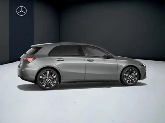 Mercedes Classe A 180 progressive line — photo 18