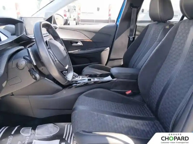 Peugeot 208 puretech 100 s&amp;s eat8 — photo 10