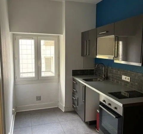 Location Appartement 2 pièces 36.64 m² - 6 PLACE SAINT BRUNO Grenoble 38000