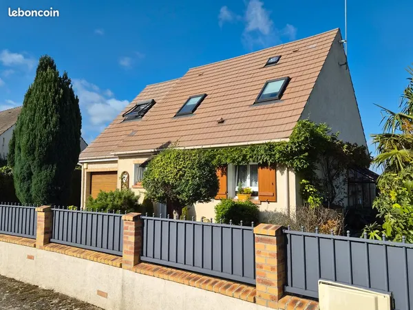 Pavillon individuel avec jardin, garage et 3 chambres