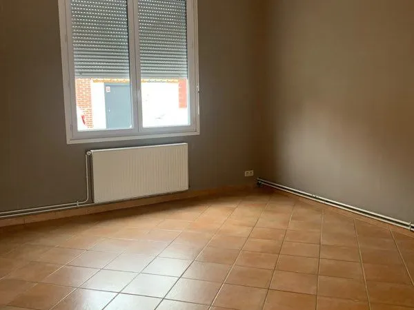 A louer maison de ville à chauny