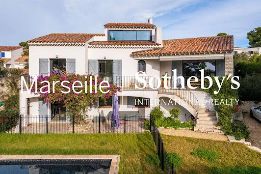 Maison 7 pièces 200 m²