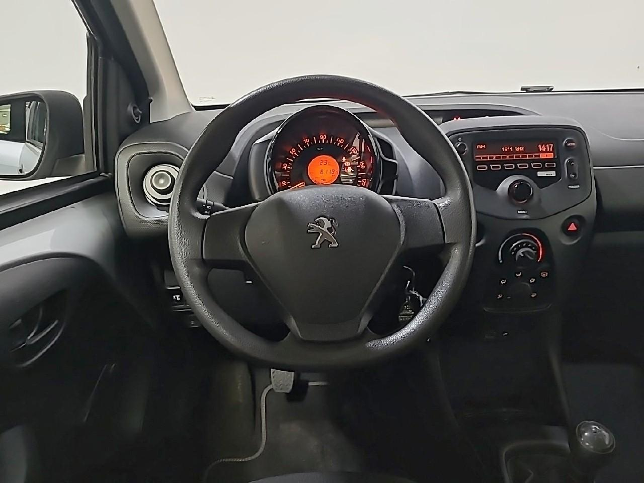 Peugeot 108 vti 72ch bvm5 access — photo 17