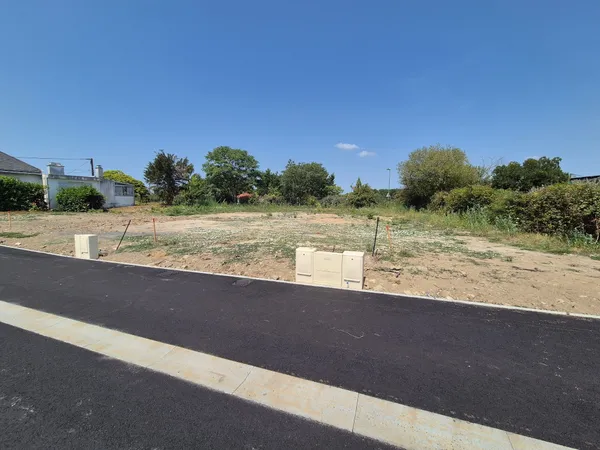 Vente terrain viabilisé constructible 300m2 (Haute Goulaine - 44115)
