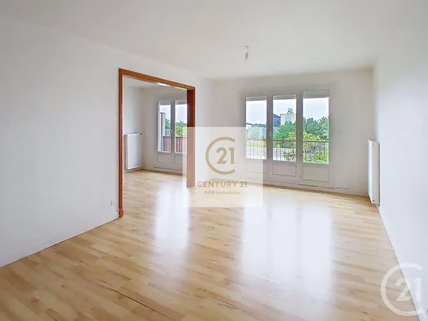 Appartement 4 pièces 77 m²