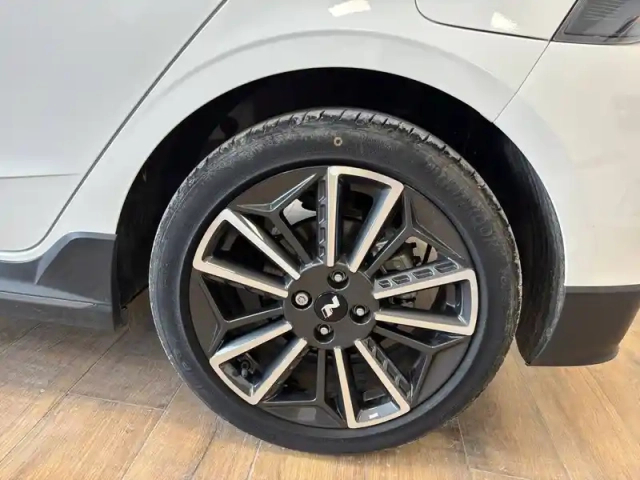 Hyundai I20 1.0 t-gdi 100 dct-7 hybrid 48v — photo 18
